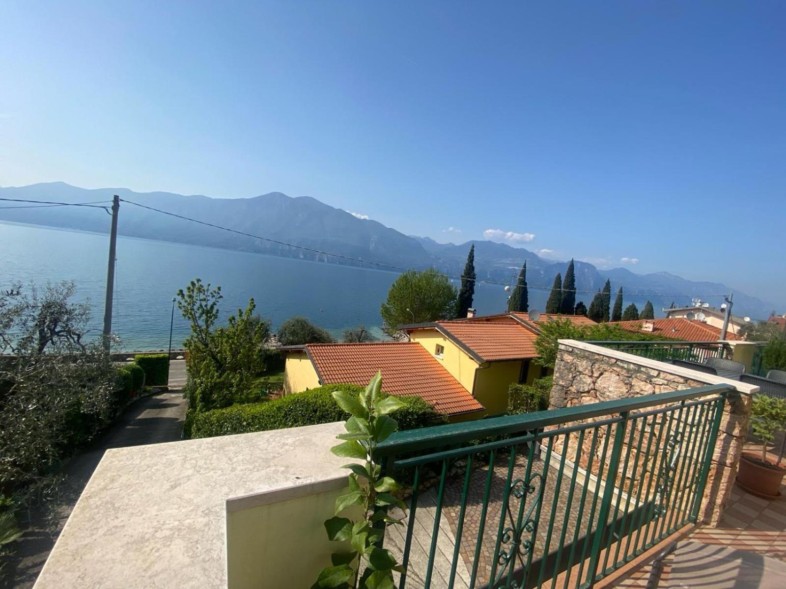 Residence Solei Classic & Plus Brenzone sul Garda Kültér fotó