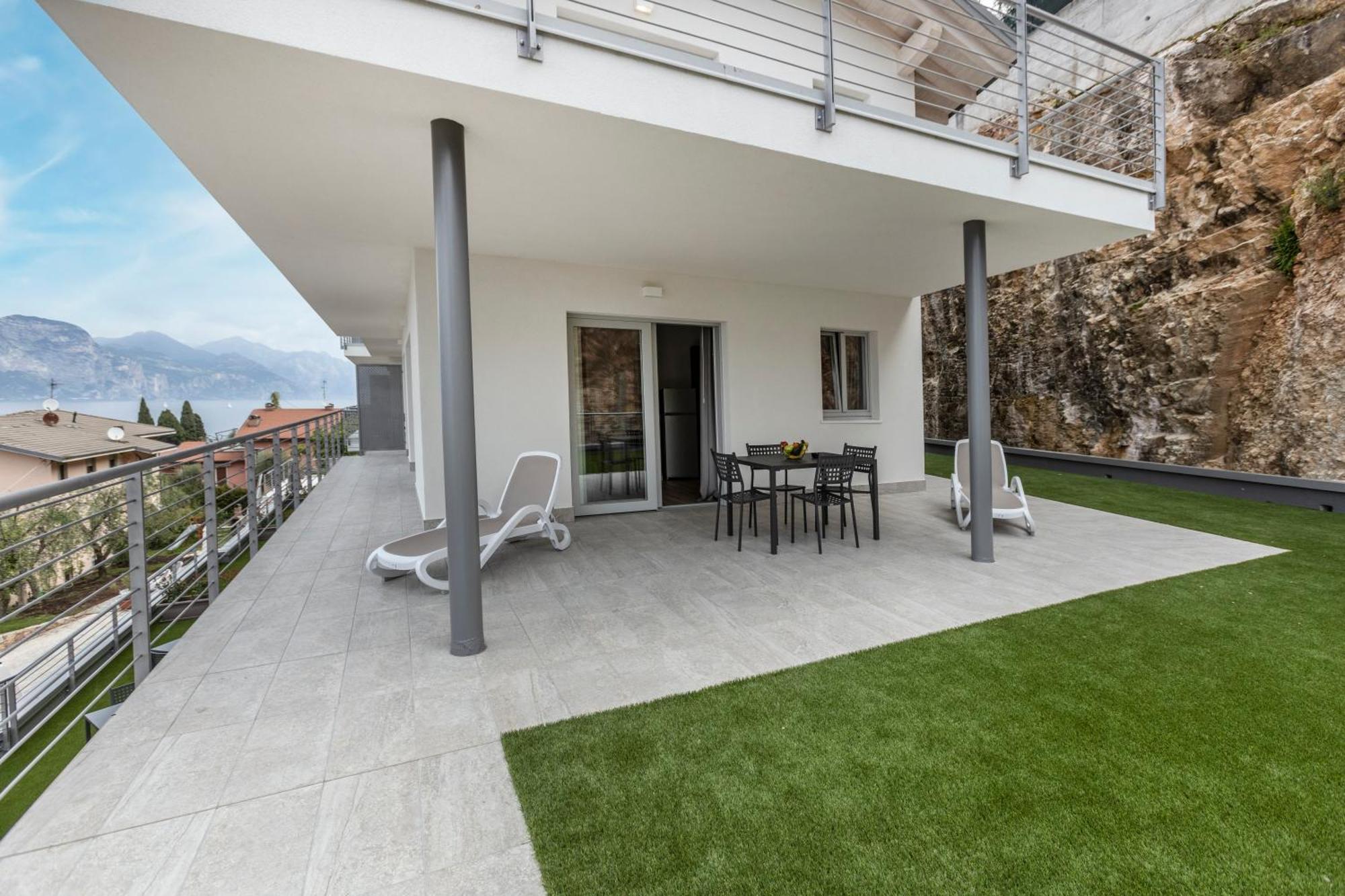 Residence Solei Classic & Plus Brenzone sul Garda Kültér fotó