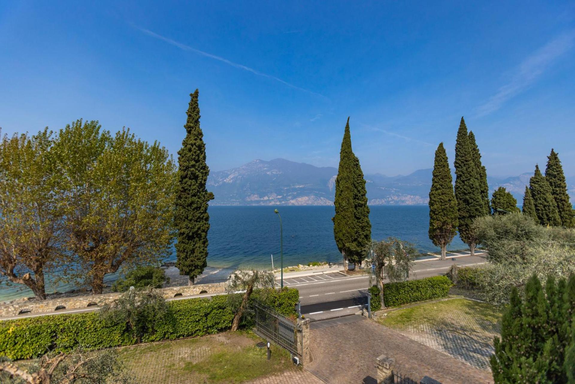 Residence Solei Classic & Plus Brenzone sul Garda Kültér fotó